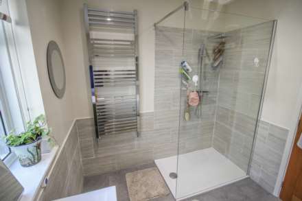 Arundell Road, Stunning Versatile Hillside Home, Image 27
