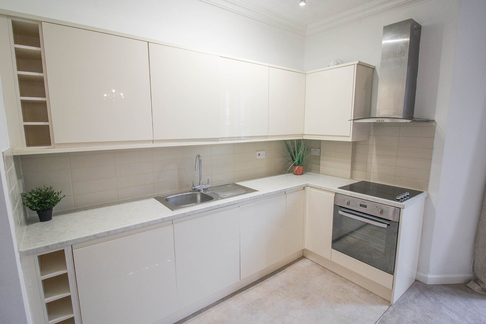 Coombe Road, Hillside, Image 4