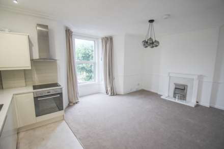 Coombe Road, Hillside, Image 3