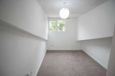 Coombe Road, Hillside, Image 8