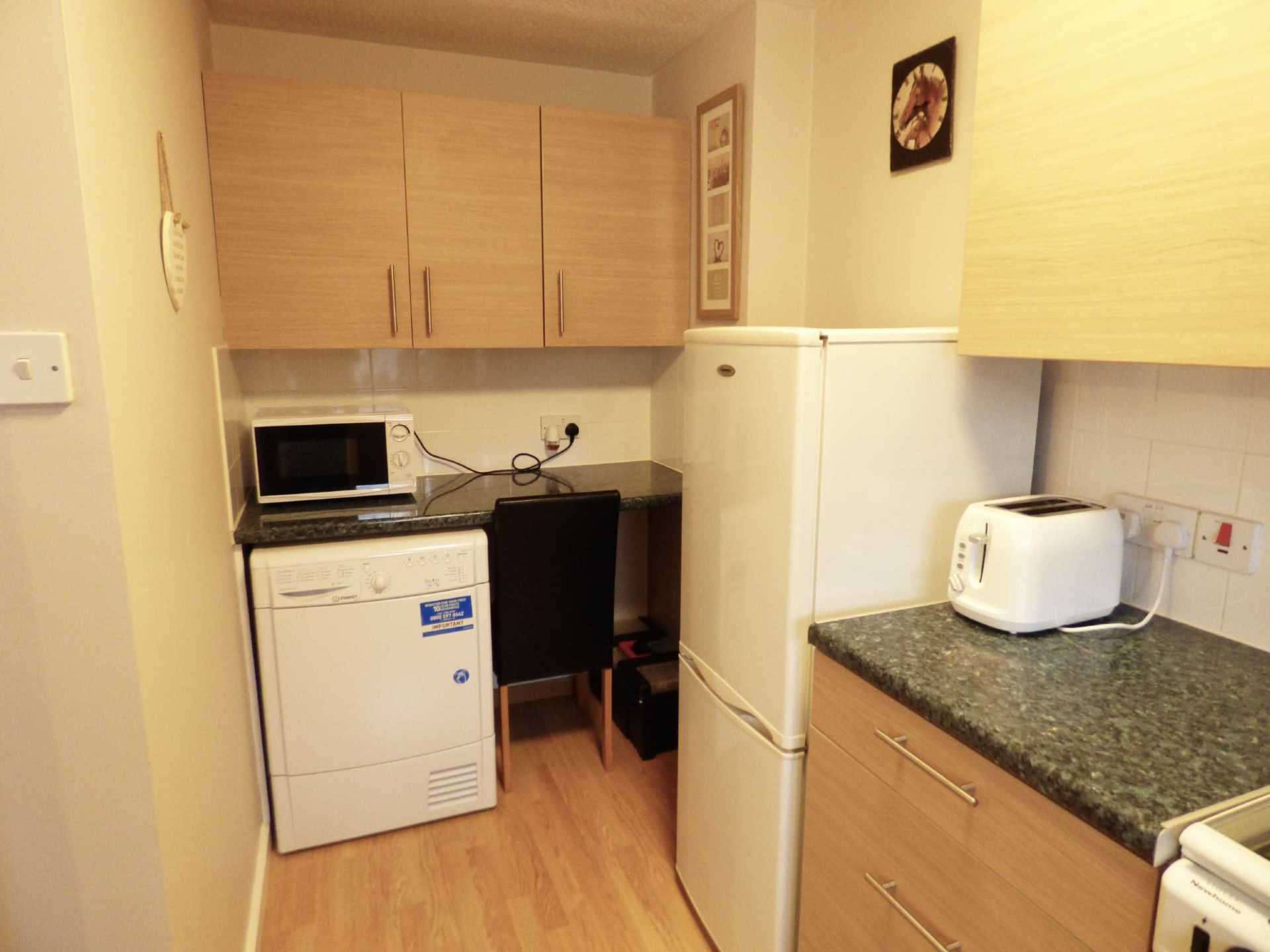 Methwyn Close, Locking Castle, Image 3