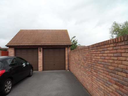 Pastures Avenue, St Georges, Image 2