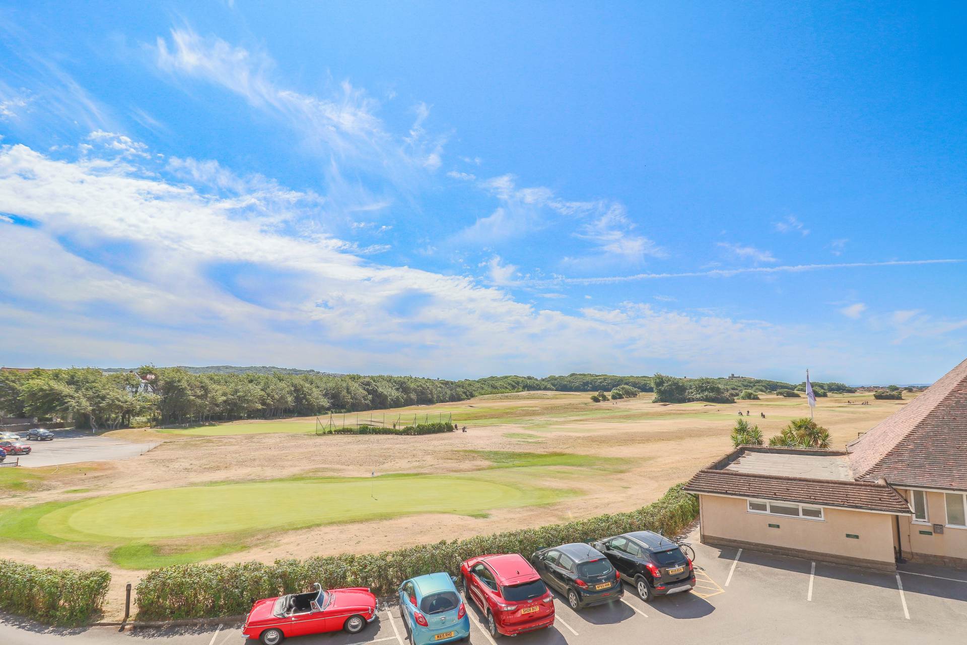 Royal Sands, Prestigious Gated Community - Superb Town House, Image 4