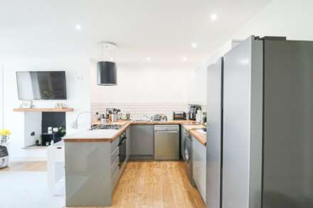 Alma Street, True Hidden Gem, Image 3
