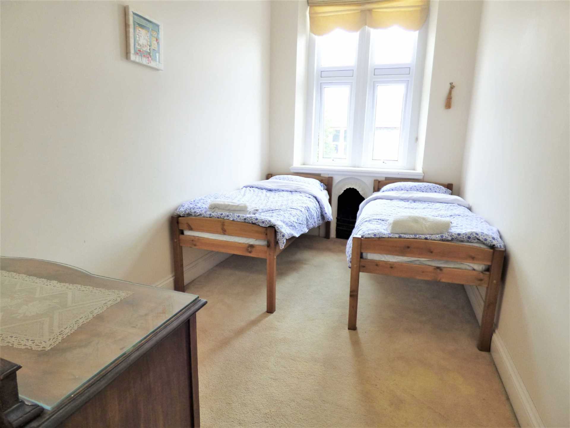 Bayview Court, Atlantic Road South, Image 6