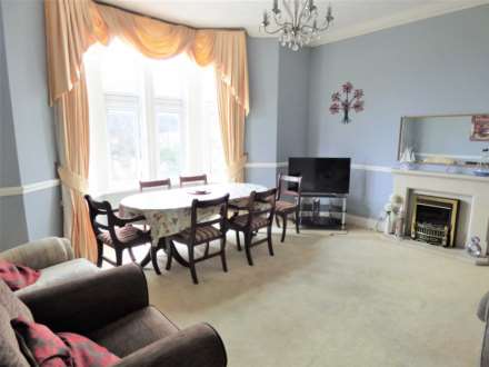 Bayview Court, Atlantic Road South, Image 3