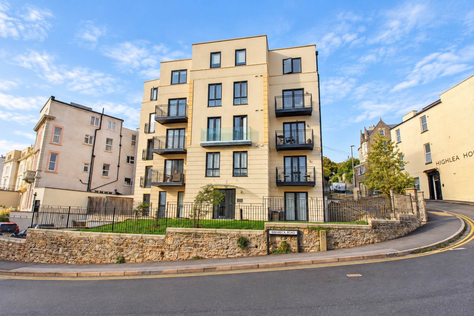 Bayside Apartments, Manilla Crescent, Image 13