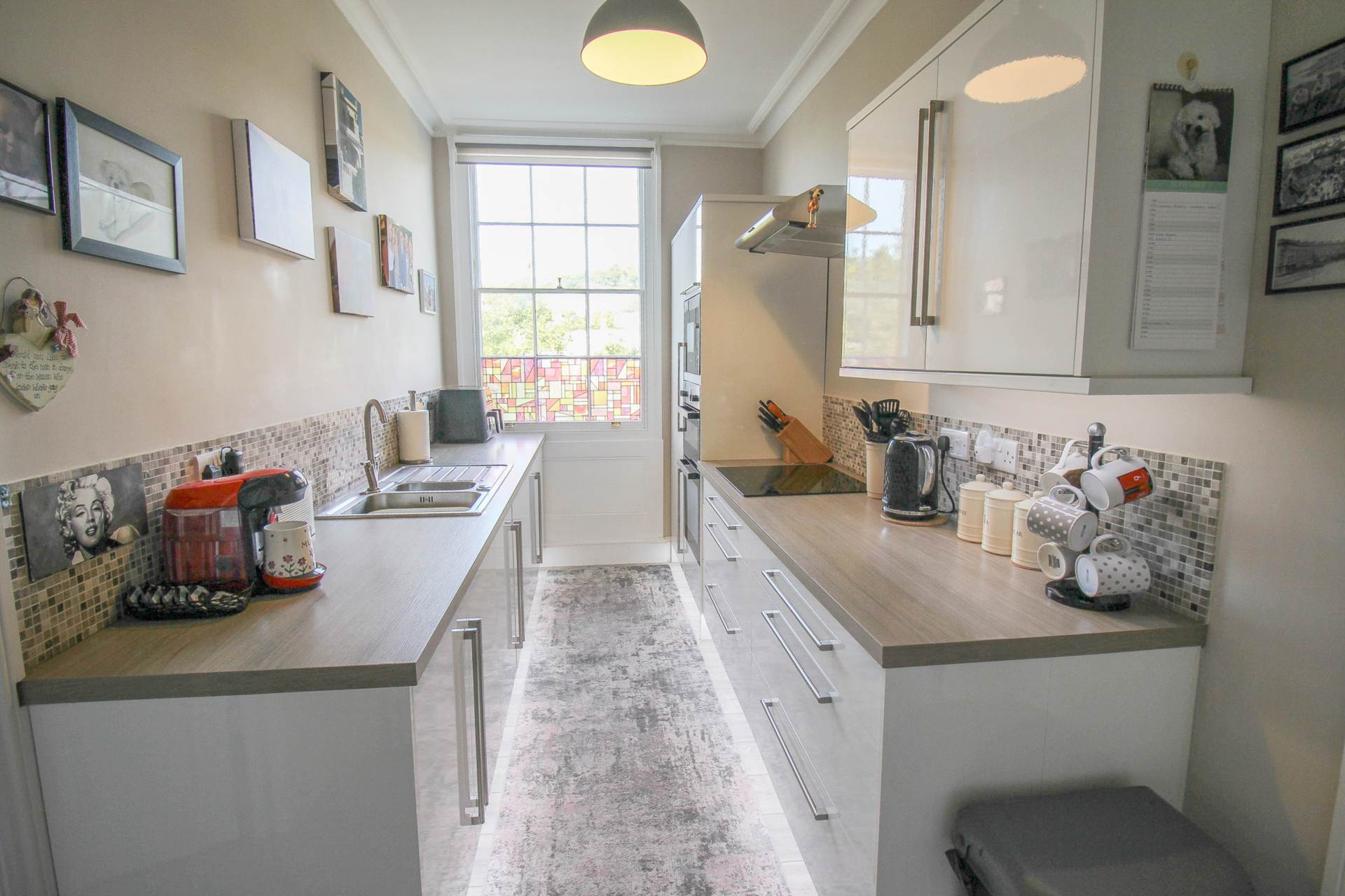 Royal Crescent**Two Double Bedrooms**Sea Views Front & back**Stunningly Presented**, Image 7