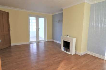Weston Super Mare*NEW KITCHEN 2023*NEW BOILER*NO ONWARD CHAIN*60FT GARDEN*CONSERVATORY*, Image 6