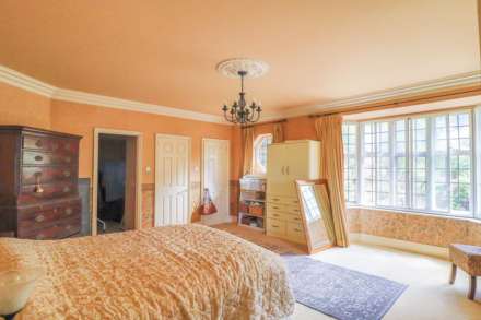 Elmhyrst Road - Impressive 0.25 Acre Plot - Endless Potential, Image 23