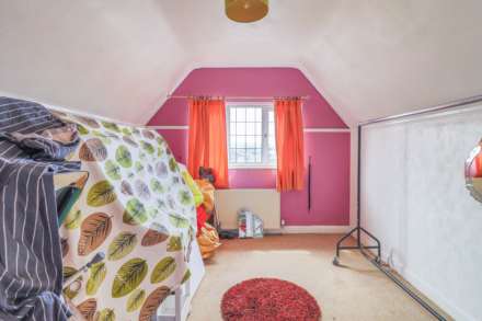 Elmhyrst Road - Impressive 0.25 Acre Plot - Endless Potential, Image 25