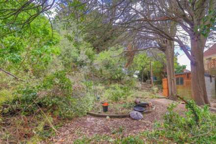 Elmhyrst Road - Impressive 0.25 Acre Plot - Endless Potential, Image 29