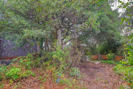 Elmhyrst Road - Impressive 0.25 Acre Plot - Endless Potential, Image 31