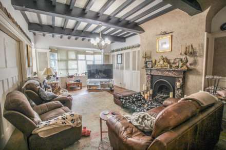 ELMHYRST ROAD - EXCEPTIONAL PERIOD PROPERTY, Image 4