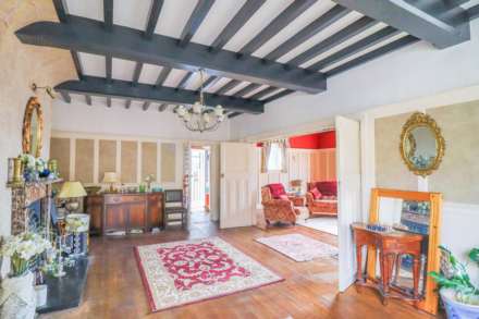 Elmhyrst Road - Impressive 0.25 Acre Plot - Endless Potential, Image 8