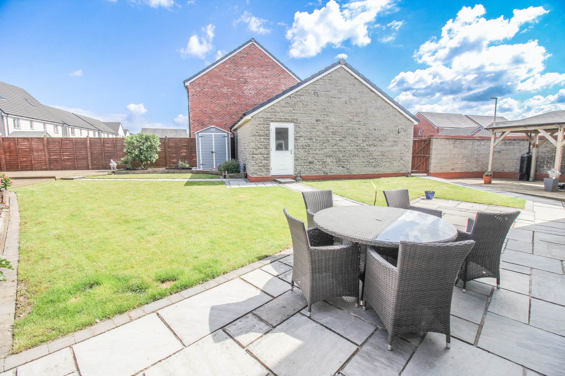 Wayfarer Close, Haywood Village, Image 25