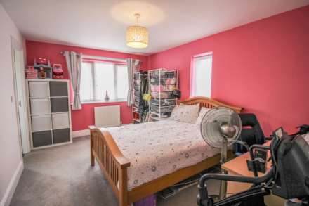 Wayfarer Close, Haywood Village, Image 15