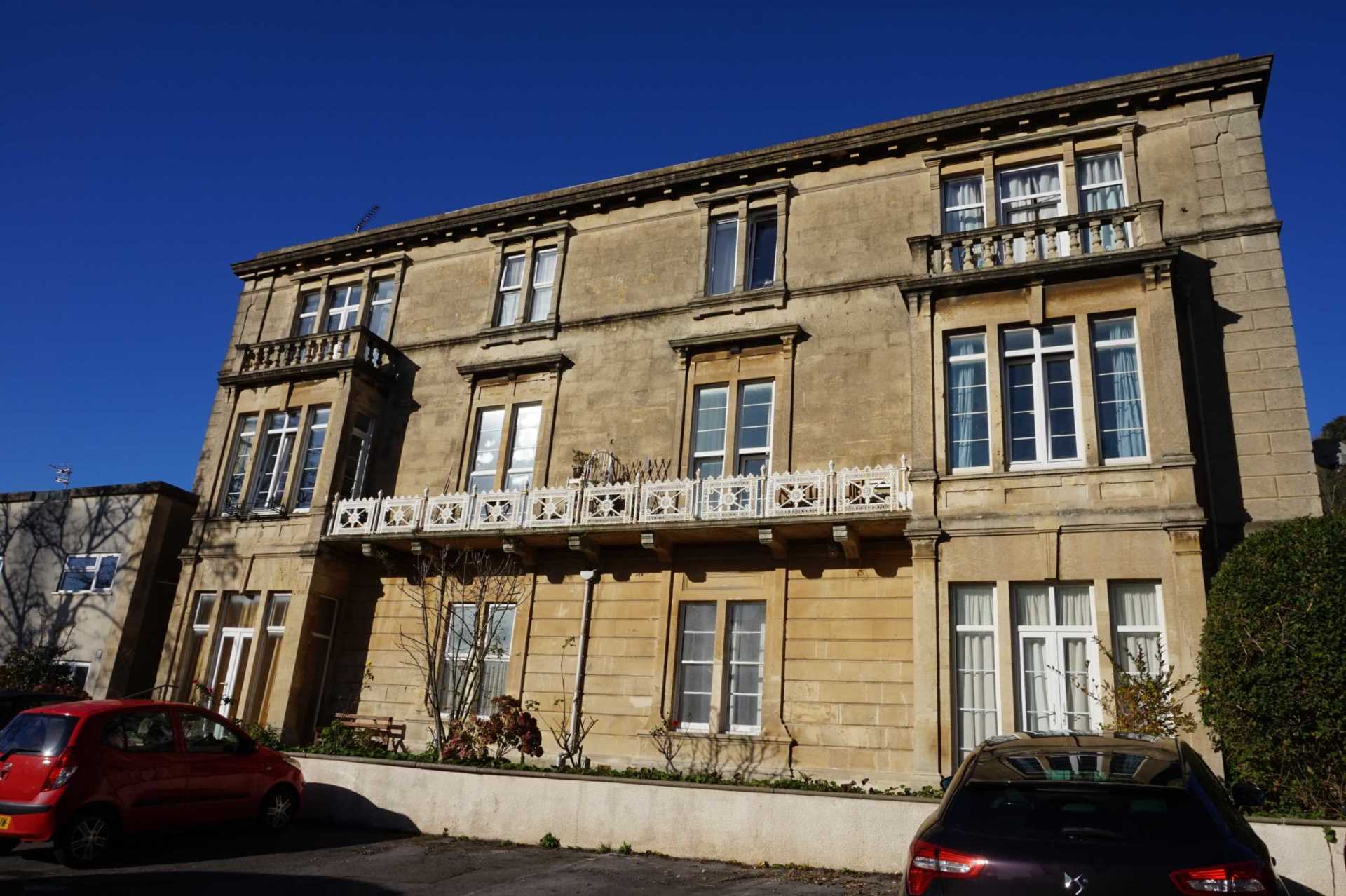 Leawood Court, South Road, Image 1