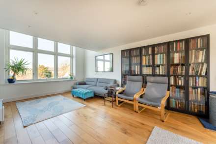 Quantock Road, South Ward - Rare Gem, Image 8