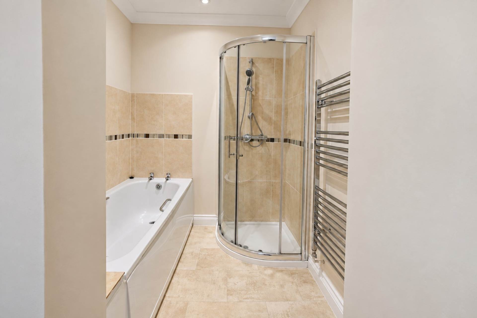 **Central Location**Two Double Bedrooms**Super Open Plan Living Area**Own Front Door**Private Sunny Garden/Courtyard**, Image 11