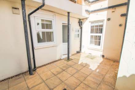 **Central Location**Two Double Bedrooms**Super Open Plan Living Area**Own Front Door**Private Sunny Garden/Courtyard**, Image 15