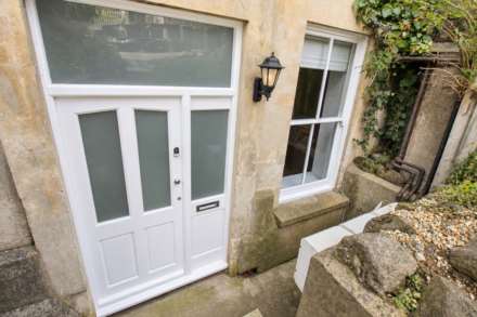 **Central Location**Two Double Bedrooms**Super Open Plan Living Area**Own Front Door**Private Sunny Garden/Courtyard**, Image 2