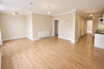 **Central Location**Two Double Bedrooms**Super Open Plan Living Area**Own Front Door**Private Sunny Garden/Courtyard**, Image 3