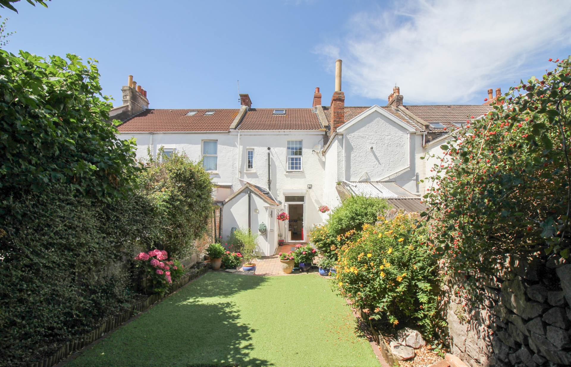 Central Location**Beautiful Walled Garden**Stunningly Presented**Useful Loft Room**En Suite**, Image 1