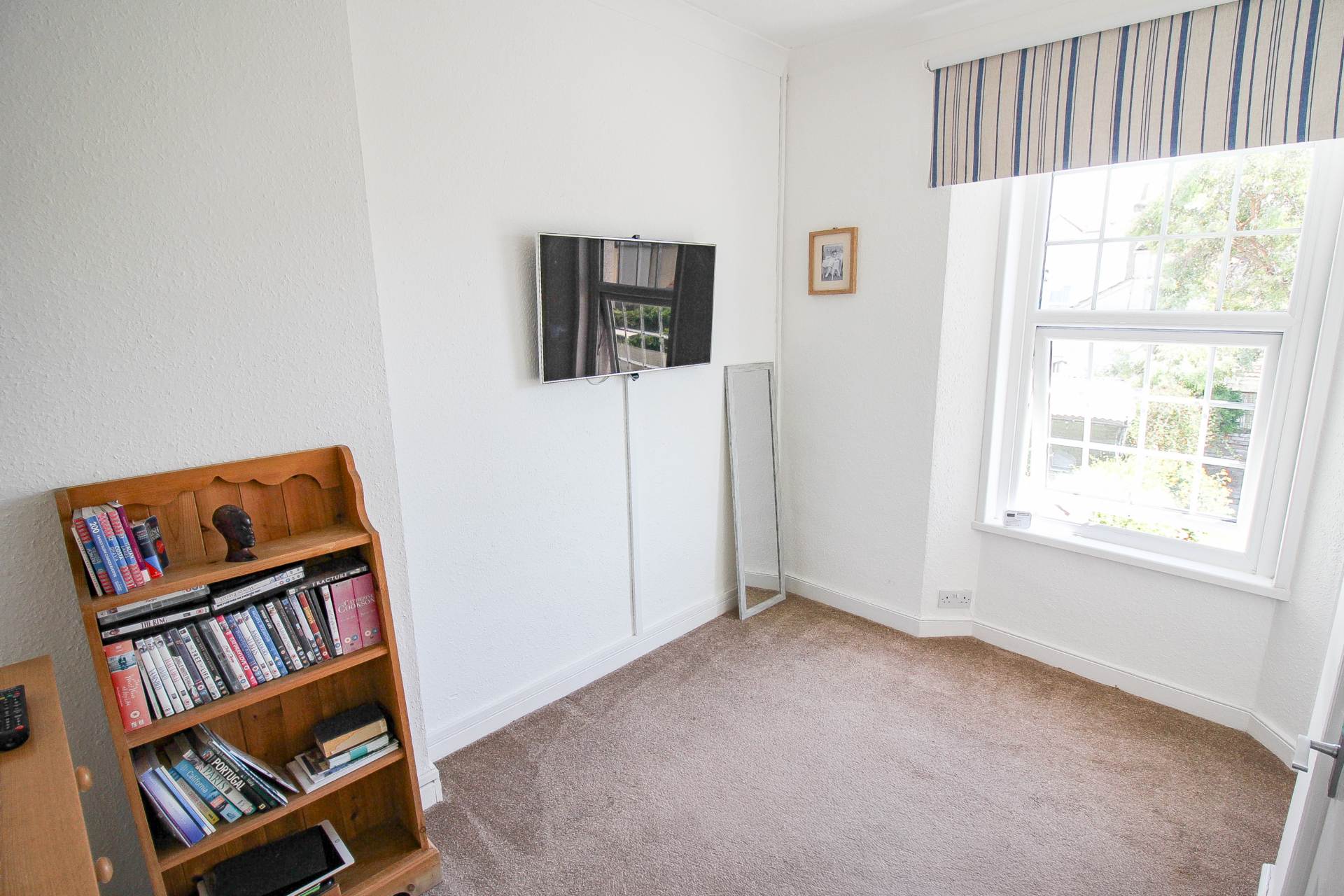 Central Location**Beautiful Walled Garden**Stunningly Presented**Useful Loft Room**En Suite**, Image 14