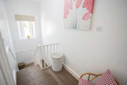 Central Location**Beautiful Walled Garden**Stunningly Presented**Useful Loft Room**En Suite**, Image 11