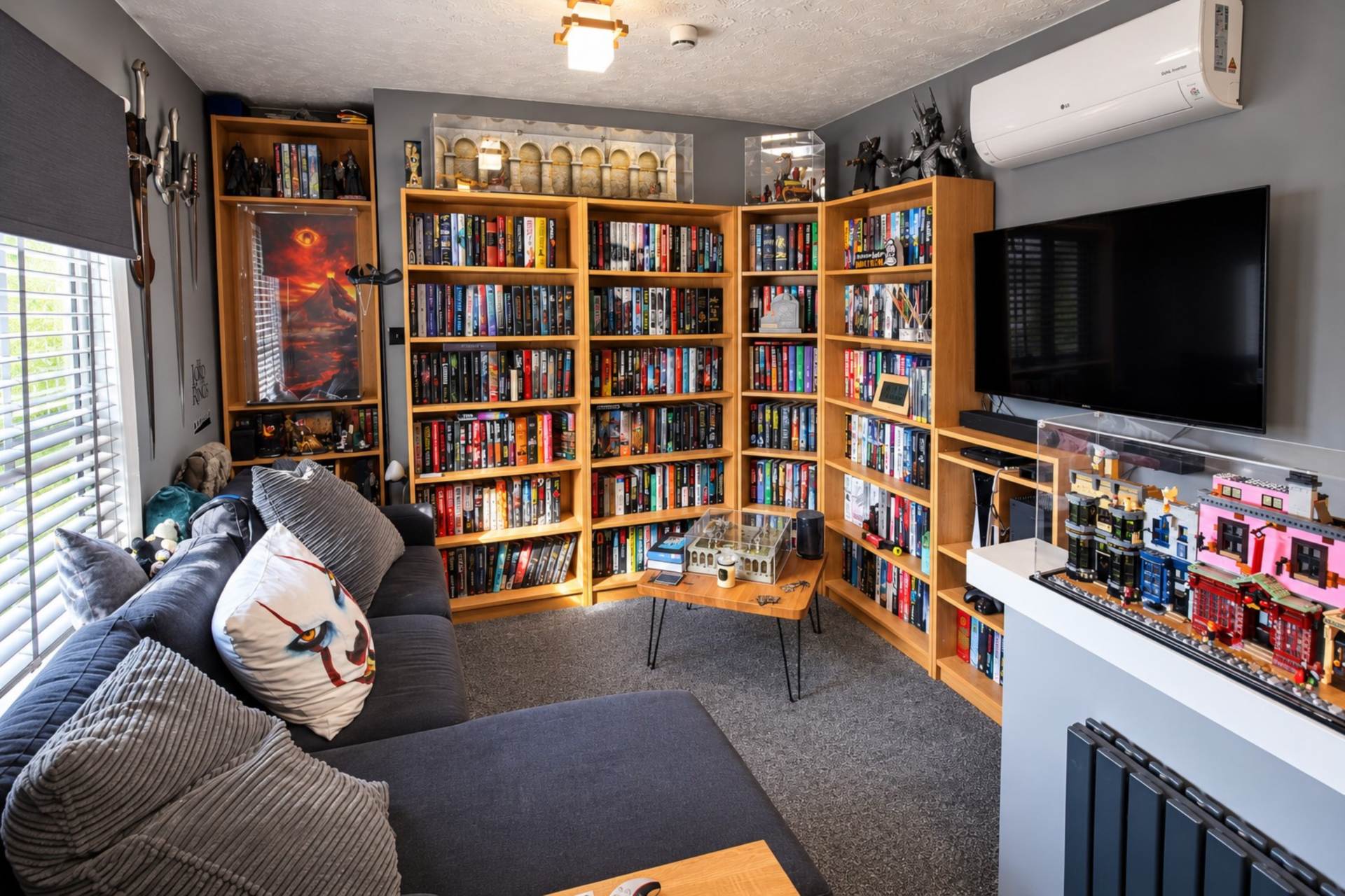 **Central Location**Ideal for Dual Occupancy**4 Bedrooms**2 Lounges**Additional Income**, Image 10