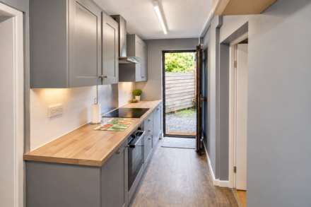 **Central Location**Ideal for Dual Occupancy**4 Bedrooms**2 Lounges**Additional Income**, Image 15