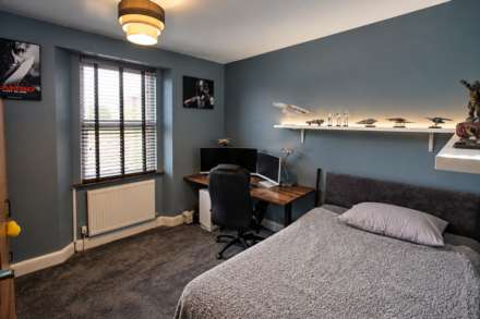 **Central Location**Ideal for Dual Occupancy**4 Bedrooms**2 Lounges**Additional Income**, Image 23