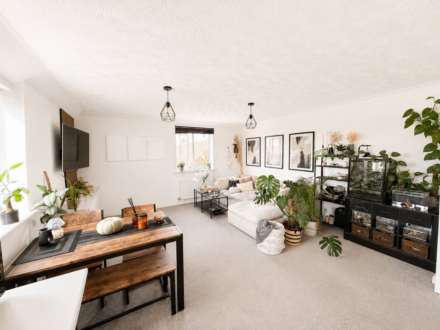 Griffen Road, Weston Village, Image 3
