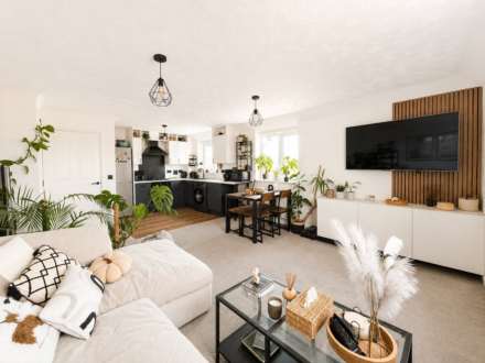 Griffen Road, Weston Village, Image 6