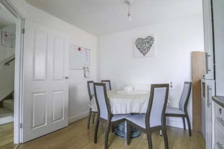 Court Close - 50% Shared Ownership, Image 8