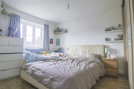 Court Close - 50% Shared Ownership, Image 9