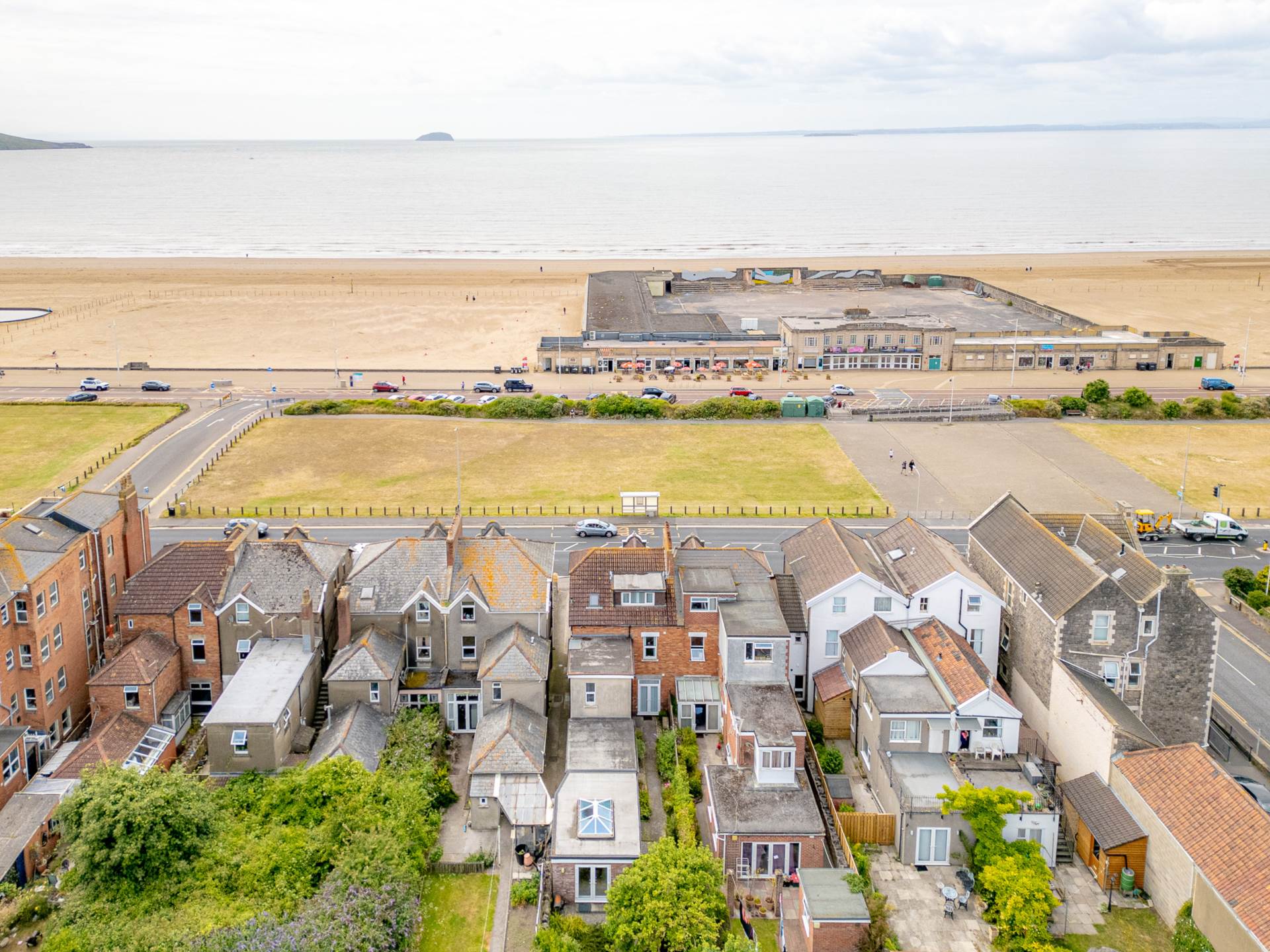 Beach Road - The Beach House - Truly Special, Image 2