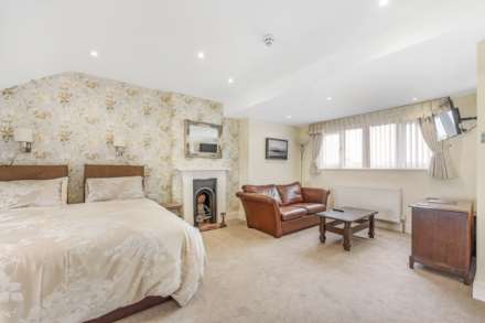 Beach Road - The Beach House - Truly Special, Image 22