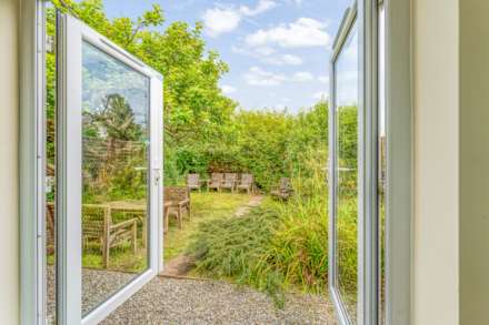 Beach Road - The Beach House - Truly Special, Image 8