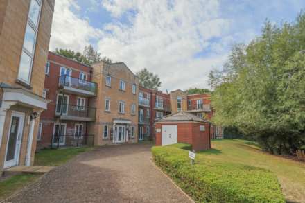 Stormont Court - Edge Of Weston Village, Image 2