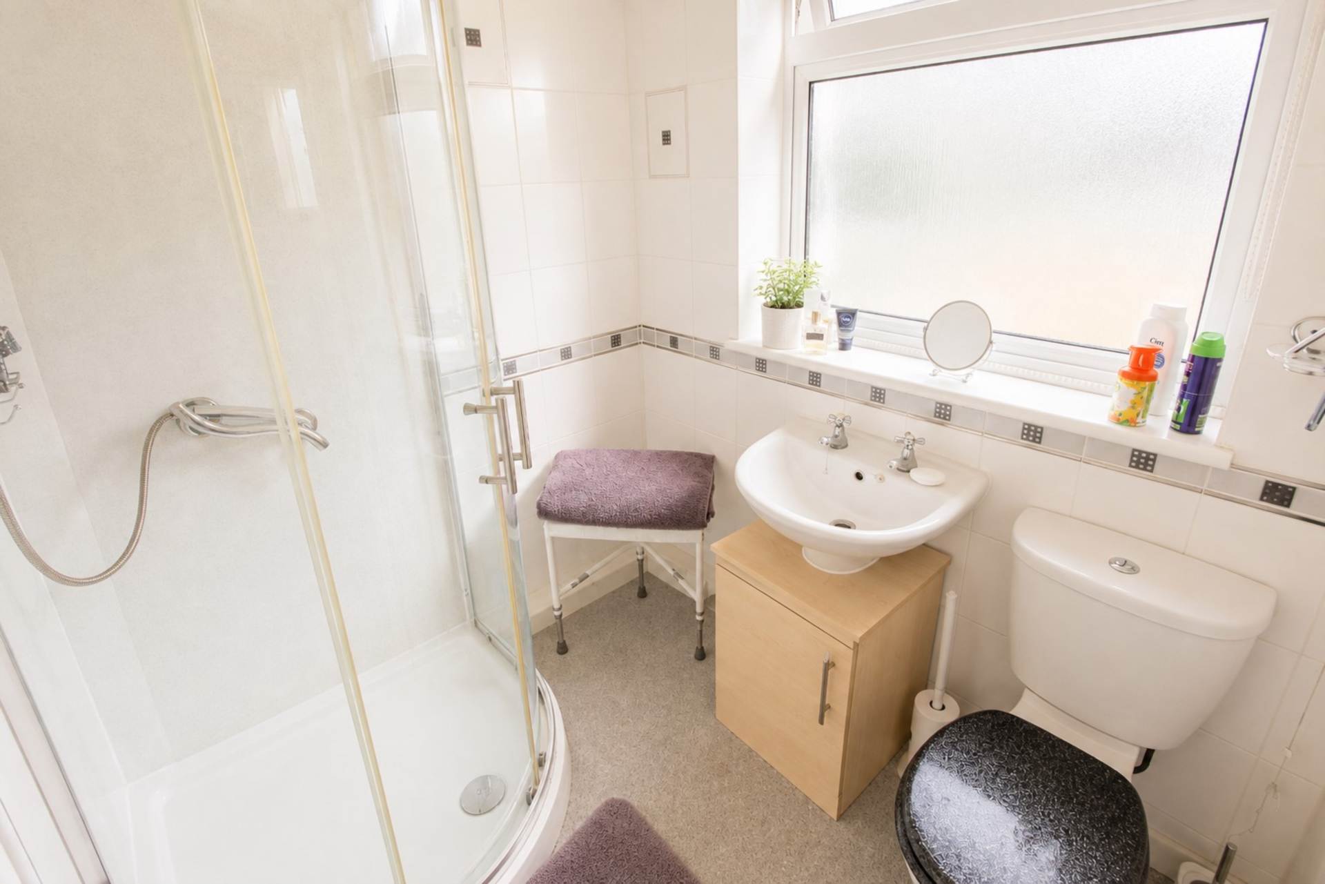 **Foot of Bleadon Hill**No Onward Chain**Two Double Bedrooms**Garage with Electric Door**, Image 9