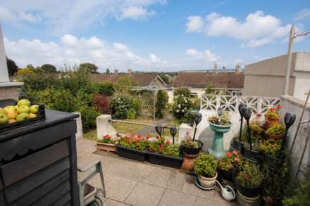 **Foot of Bleadon Hill**No Onward Chain**Two Double Bedrooms**Garage with Electric Door**, Image 10