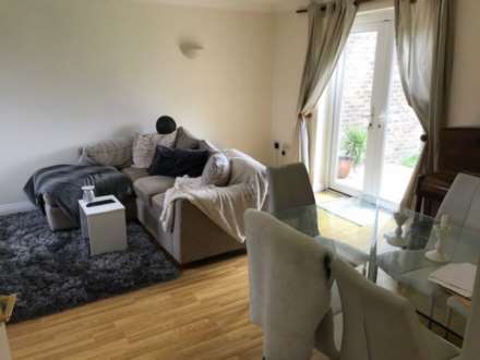 Willow Close, St Georges, Image 3