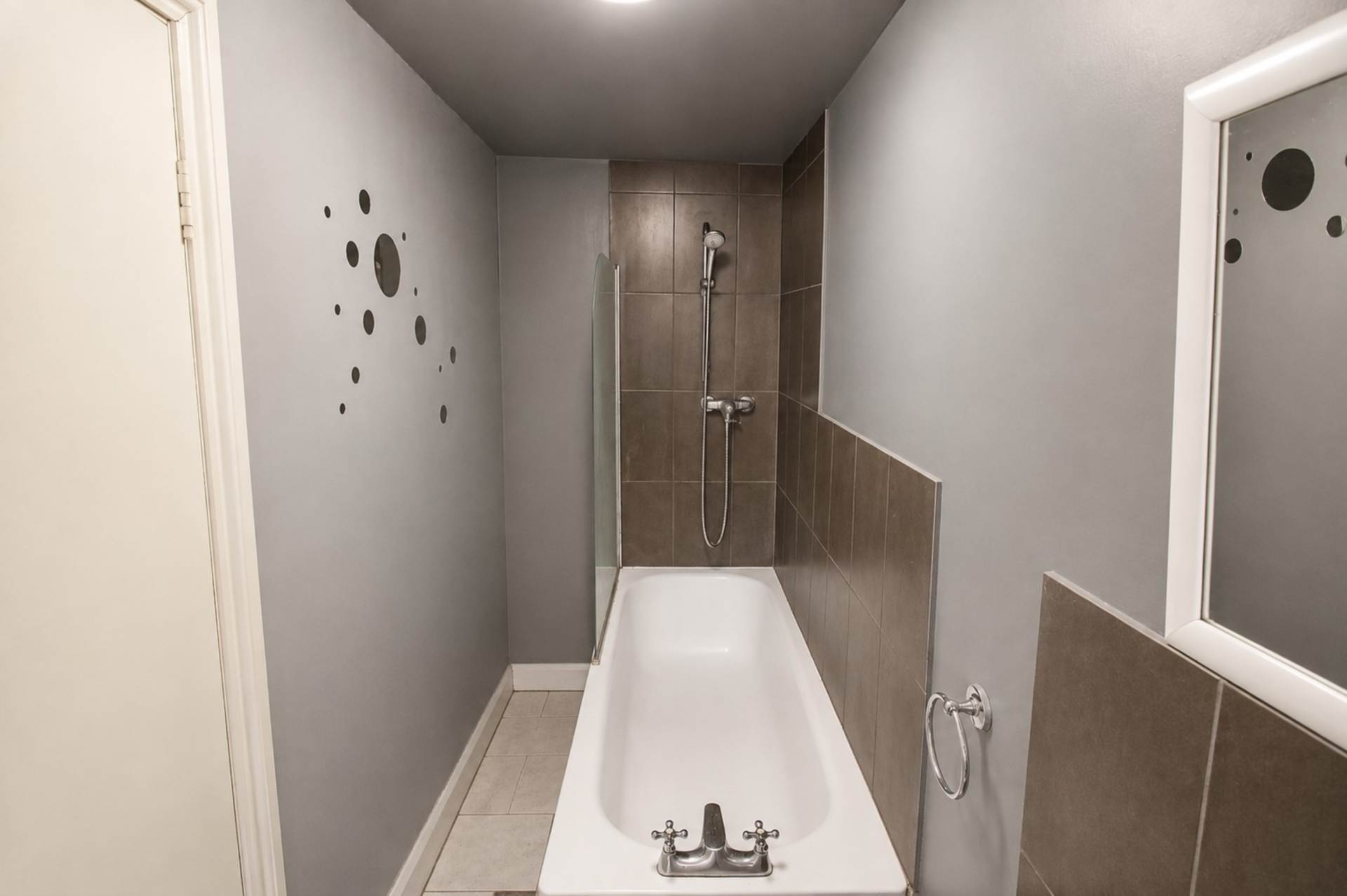 Clevedon Road**4 Bedrooms**Pot Room Let with £2500 Return**Split into Two Properties**, Image 11