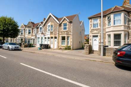 Clevedon Road**4 Bedrooms**Pot Room Let with £2500 Return**Split into Two Properties**