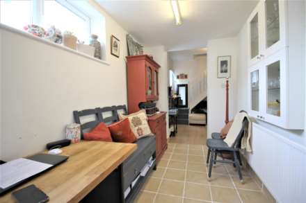 Clevedon Road**4 Bedrooms**Pot Room Let with £2500 Return**Split into Two Properties**, Image 4
