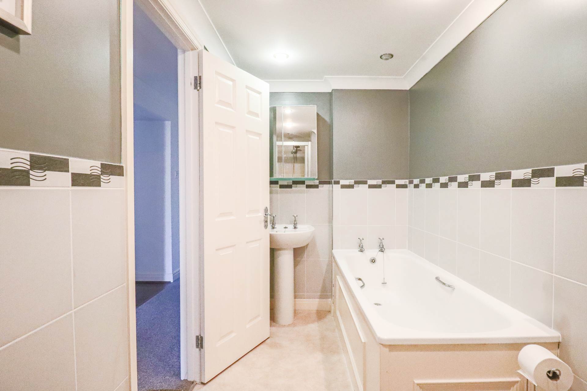 Grove Park Road, Hillside - Stunning Ground Floor Flat, Image 13
