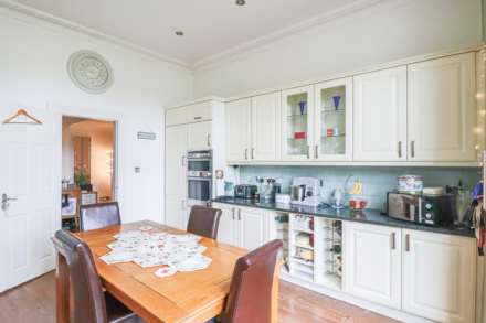 Grove Park Road, Hillside - Stunning Ground Floor Flat, Image 7