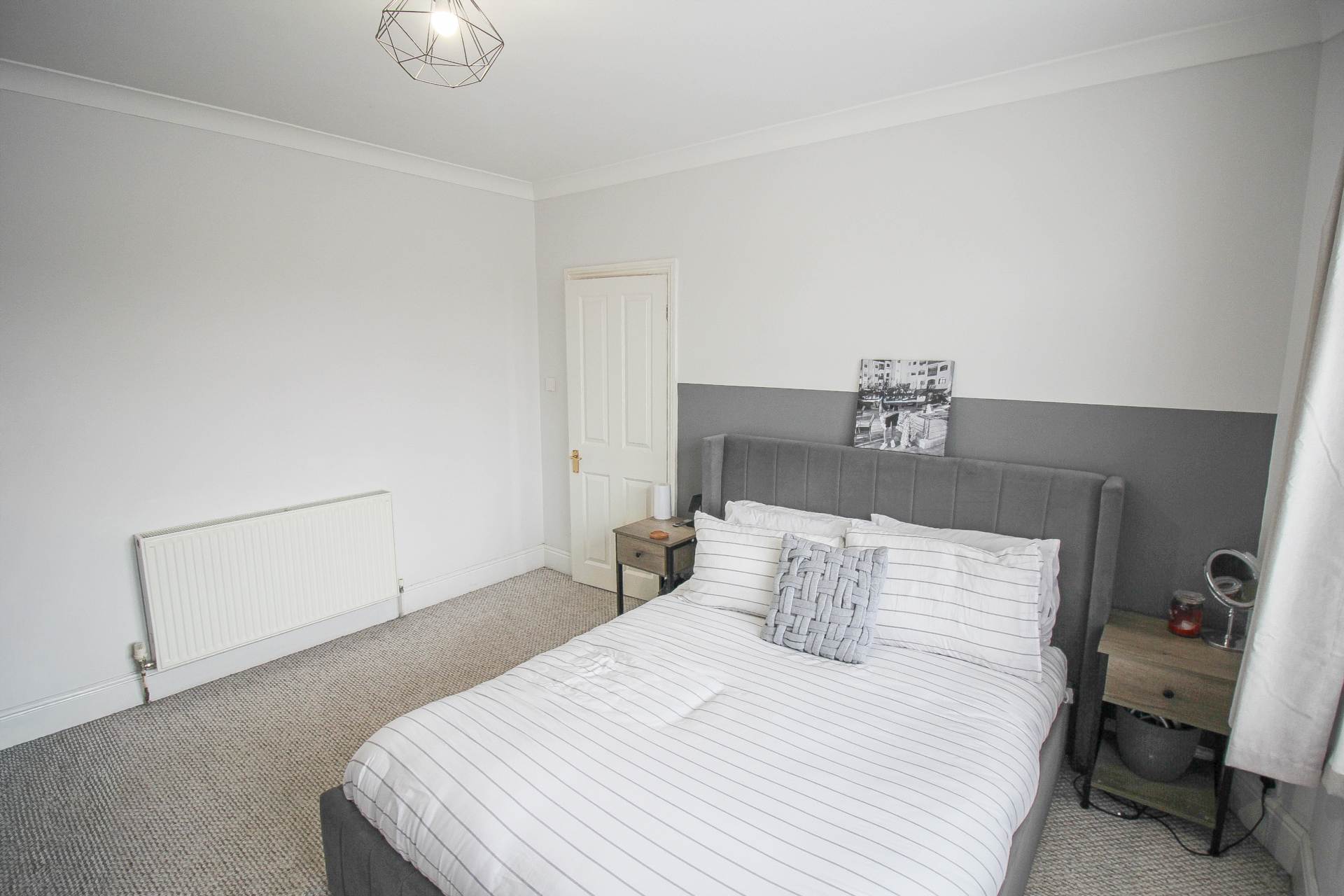 South Ward**Stunningly Presented**Two Double Bedrooms**Close to Beach & Town**, Image 8